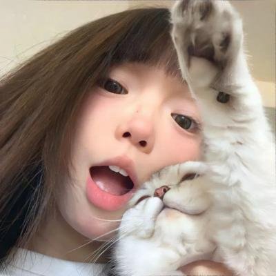 接近无限的白